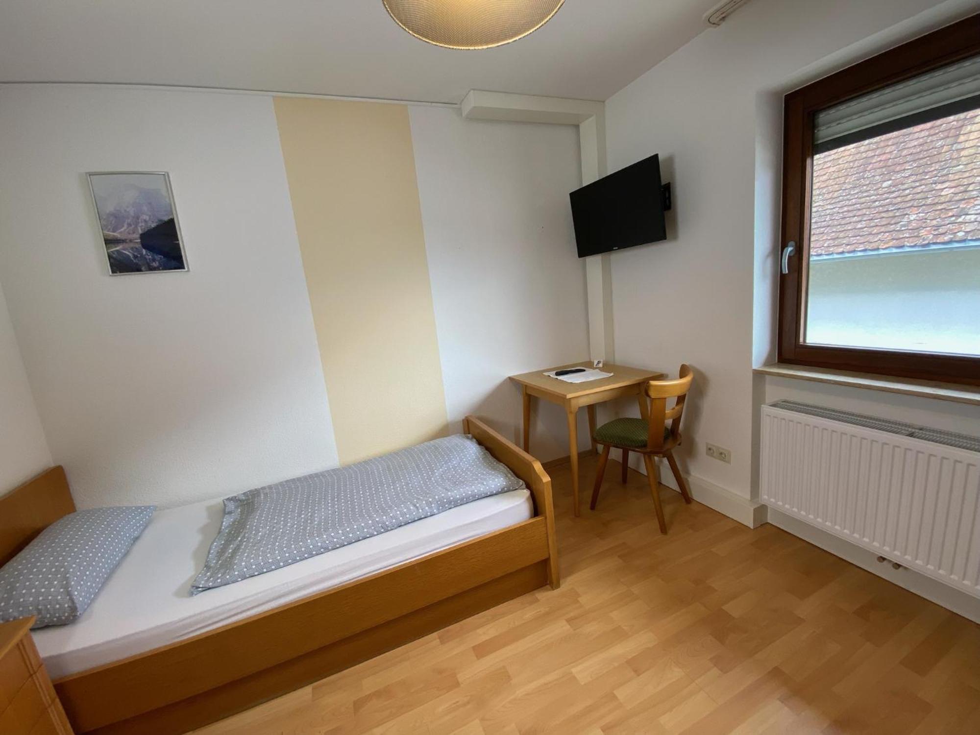 Pension Adler Owingen Rom bilde